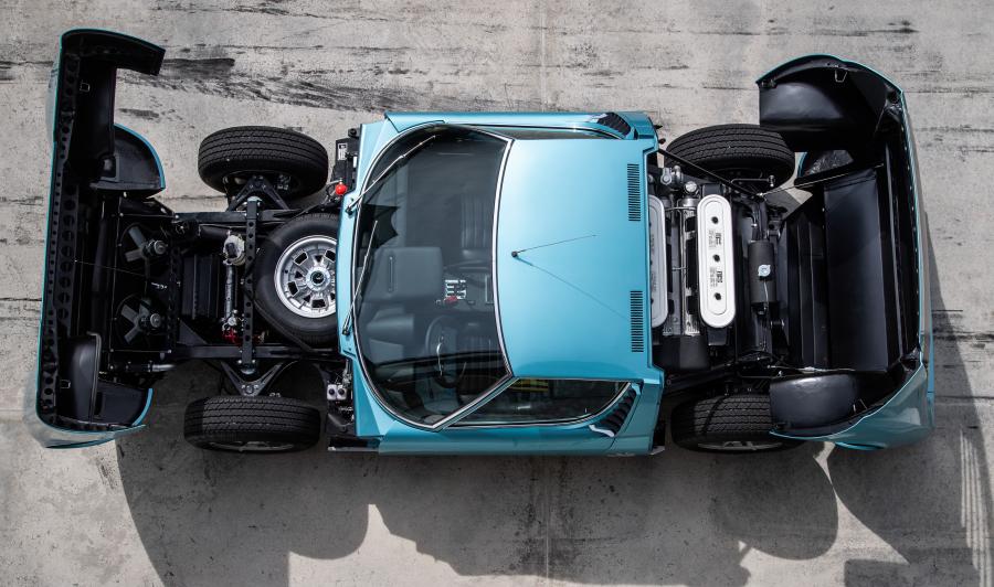  Lamborghini Miura P400 S (Blue) 1971 года  (фото 12 из 13)